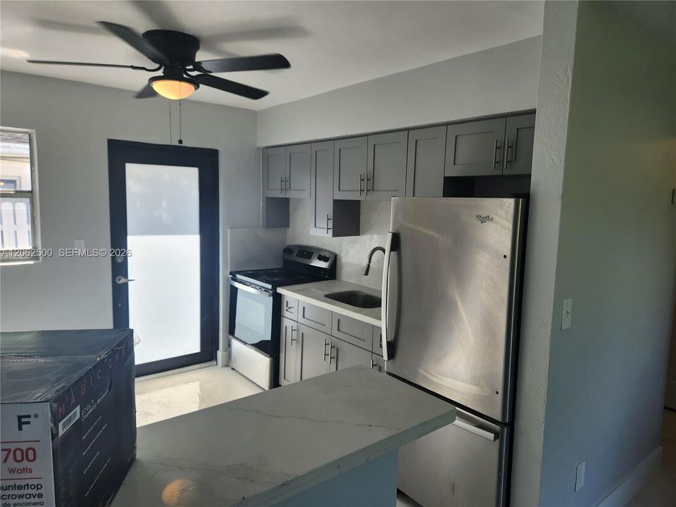 En Venta: $599,000 (0 camas, 0 baños, 1482 Pies cuadrados)