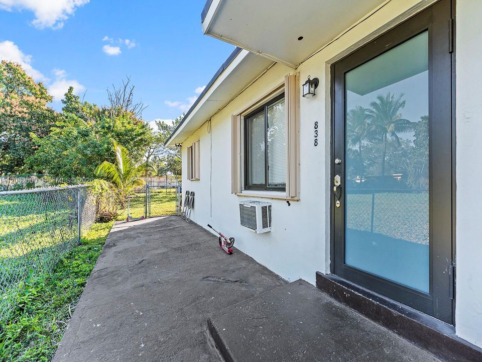 En Venta: $599,000 (0 camas, 0 baños, 1482 Pies cuadrados)
