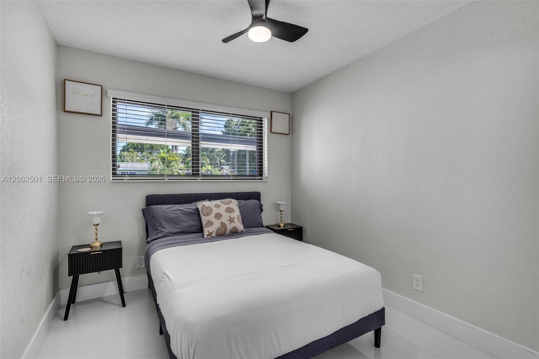 For Rent: $6,500 (5 beds, 3 baths, 1942 Square Feet)