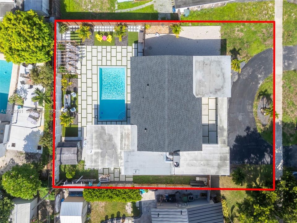 For Rent: $6,500 (5 beds, 3 baths, 1942 Square Feet)