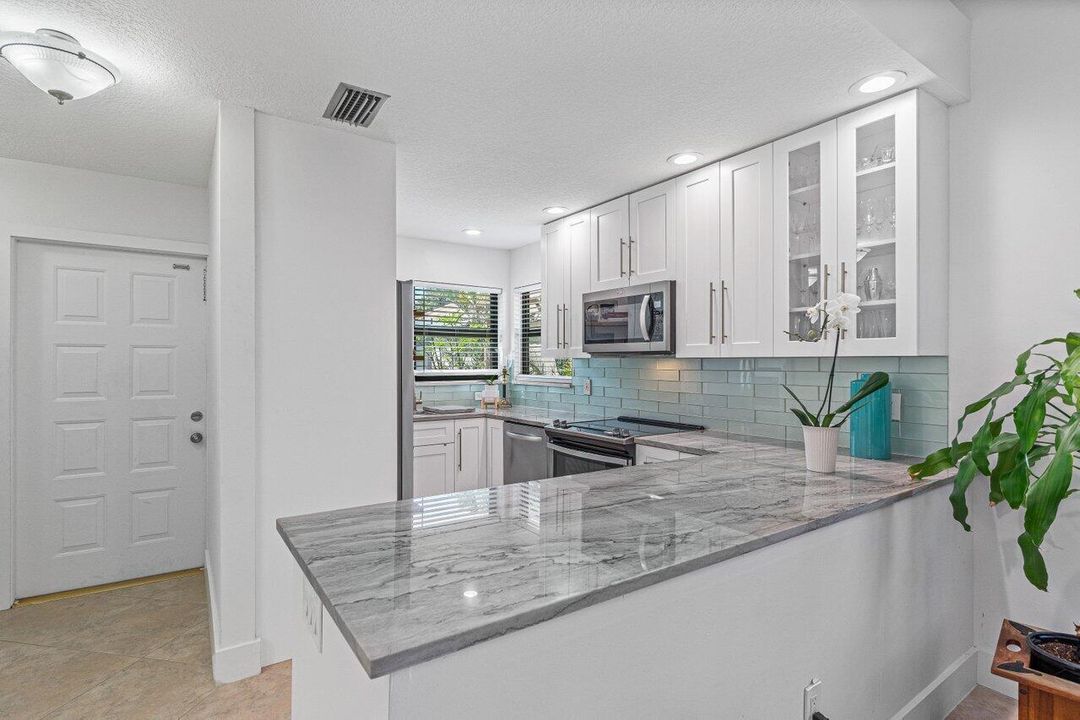 GORGEOUS UPDATED CUSTOM KITCHE