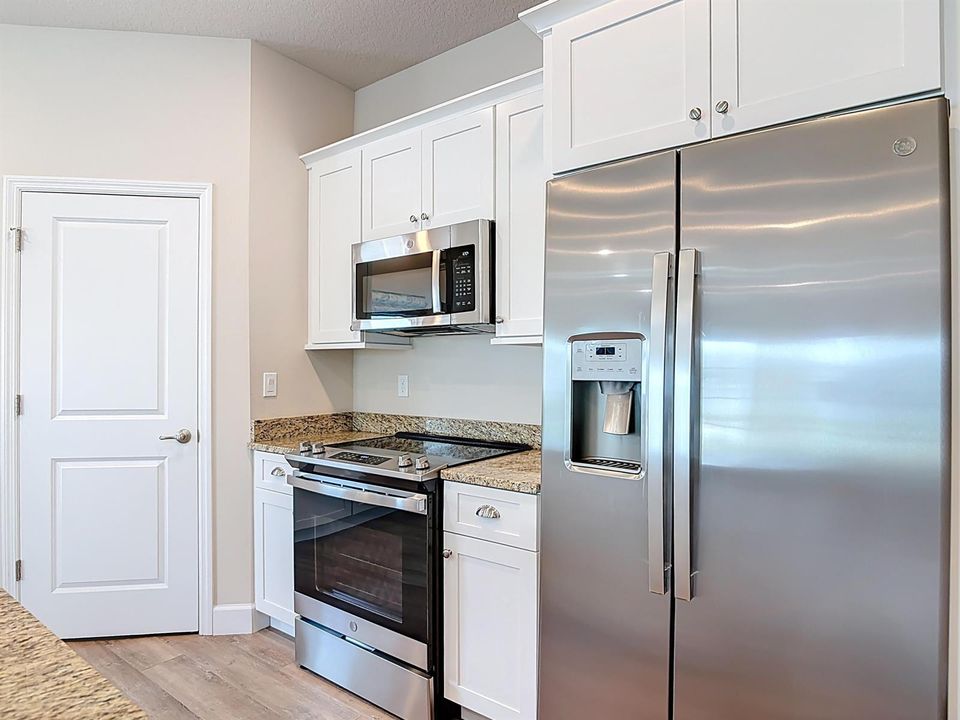 3121 Portofino Boulevard-31