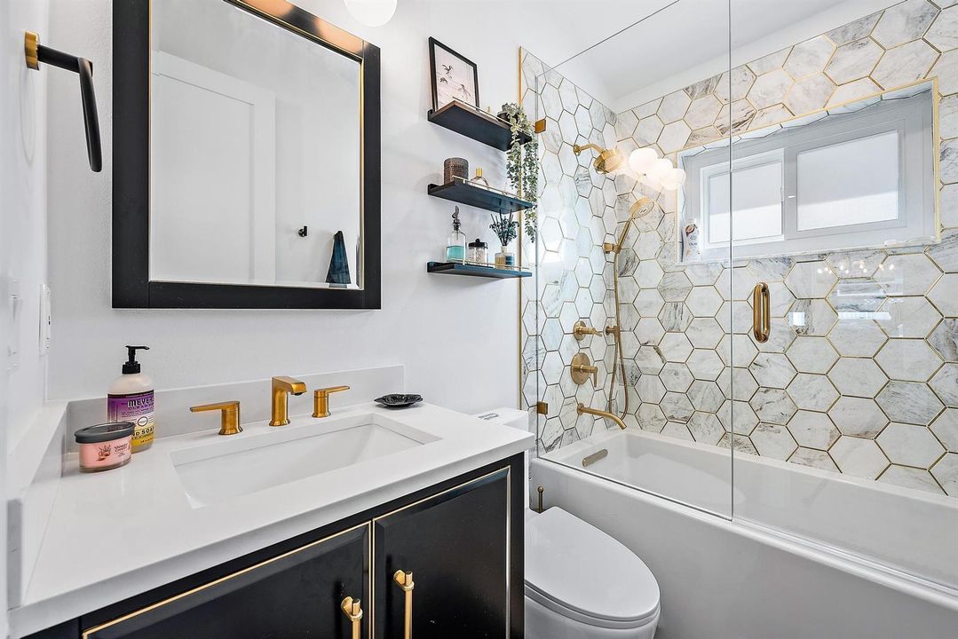 596 N Cypress Dr Interior -19