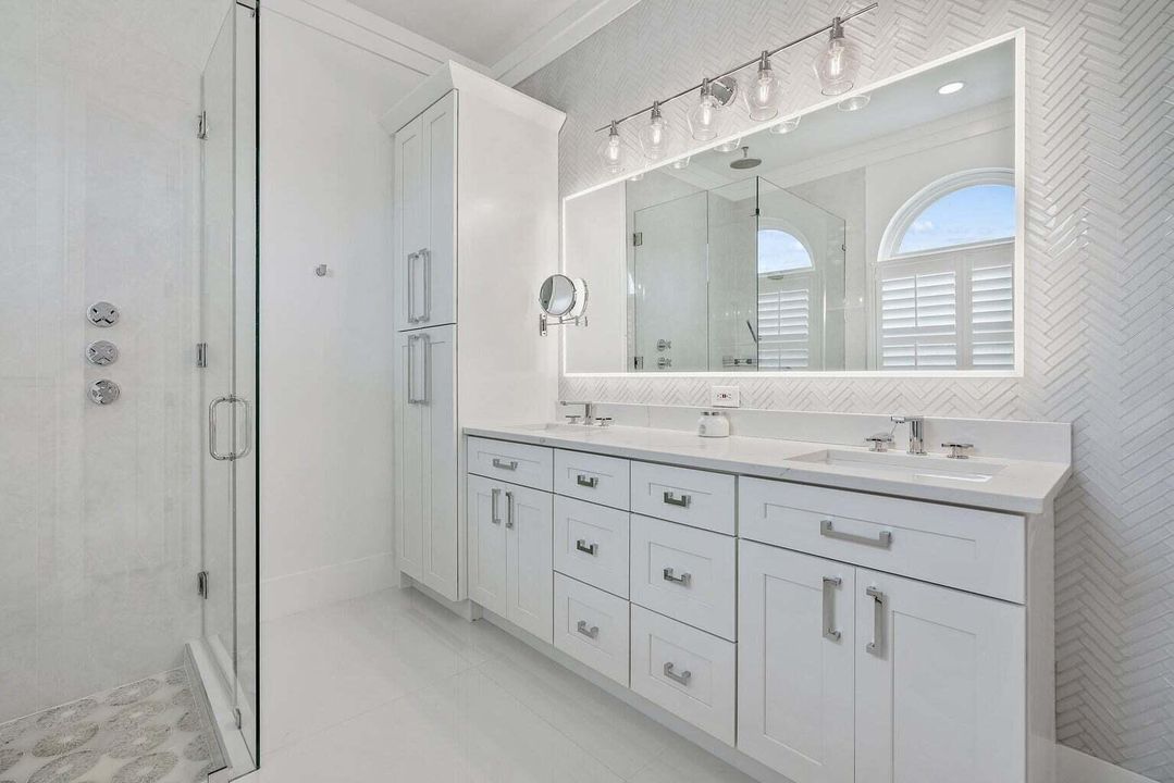 596 N Cypress master bath 2