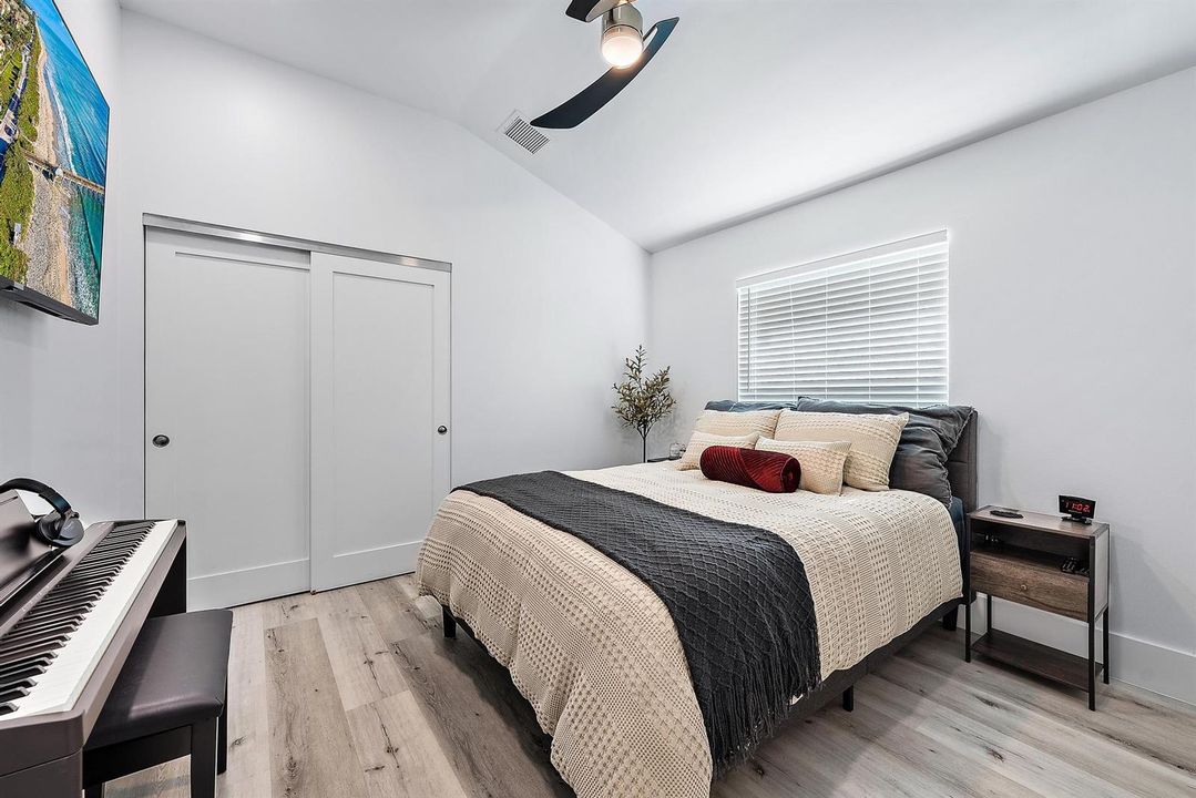 596 N Cypress Dr Interior -18