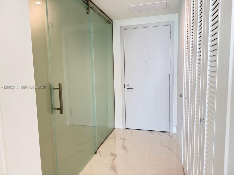 На продажу: $795,000 (1 спален, 1 ванн, 950 Квадратных фут)