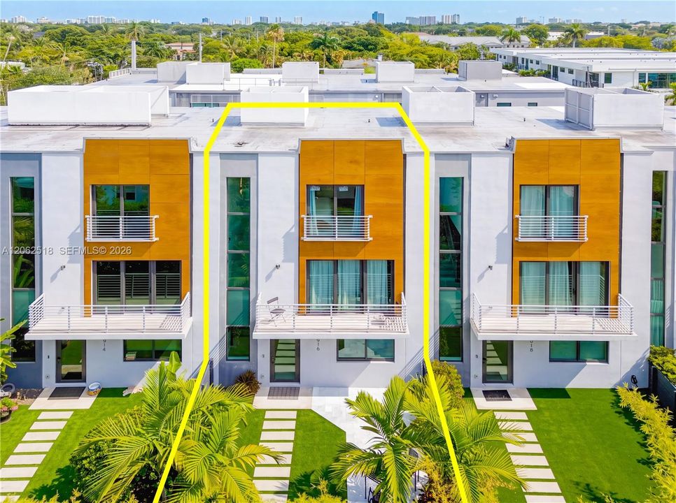 En Venta: $1,050,000 (3 camas, 2 baños, 1624 Pies cuadrados)