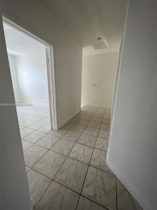 En Renta: $3,795 (3 camas, 2 baños, 1671 Pies cuadrados)