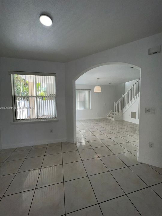 En Renta: $3,795 (3 camas, 2 baños, 1671 Pies cuadrados)
