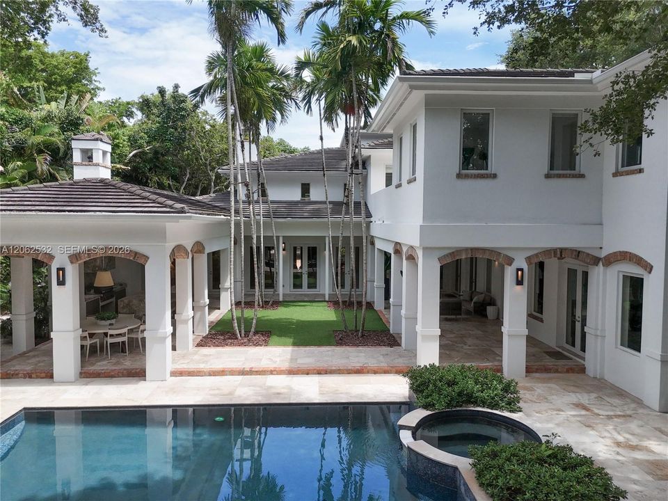 For Sale: $9,950,000 (6 beds, 6 baths, 5674 Square Feet)