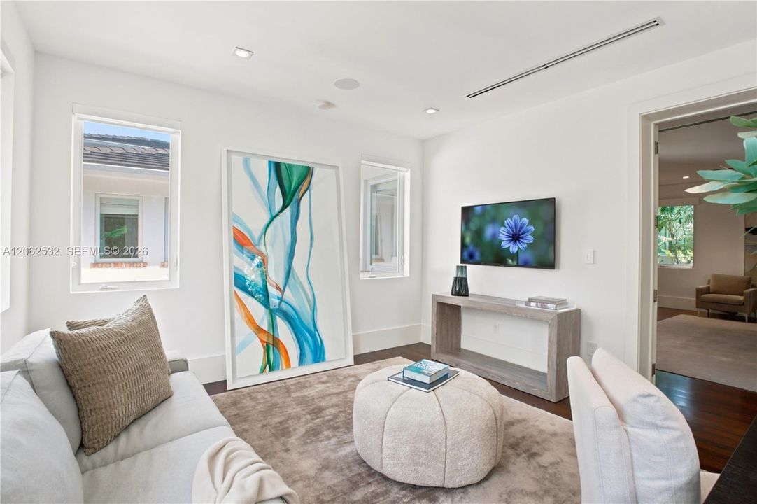 For Sale: $9,950,000 (6 beds, 6 baths, 5674 Square Feet)