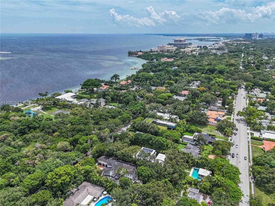 For Sale: $9,950,000 (6 beds, 6 baths, 5674 Square Feet)
