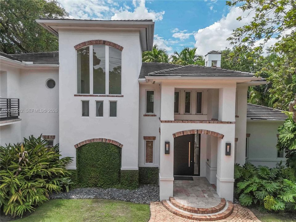For Sale: $9,950,000 (6 beds, 6 baths, 5674 Square Feet)