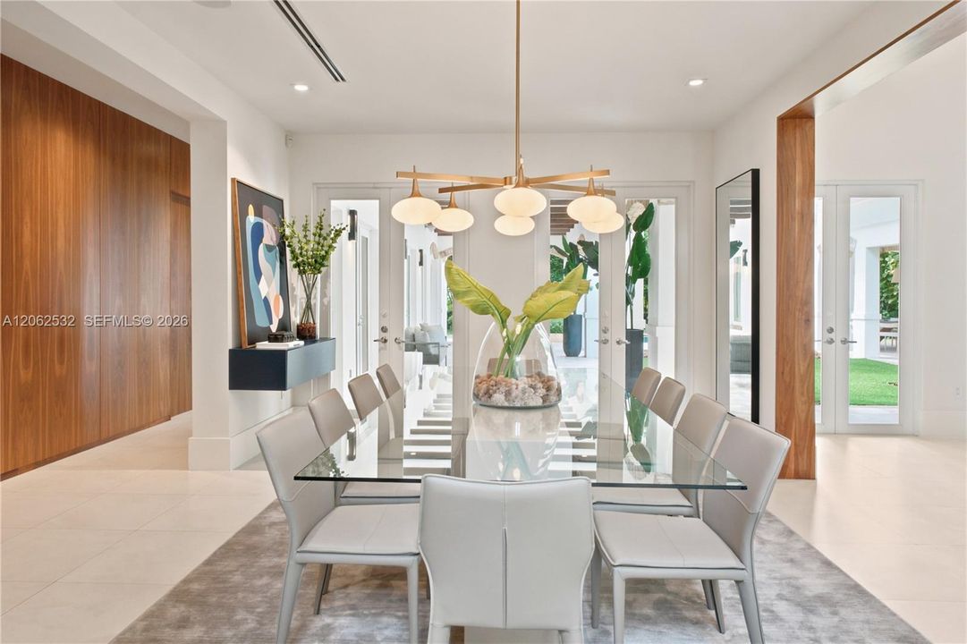 For Sale: $9,950,000 (6 beds, 6 baths, 5674 Square Feet)