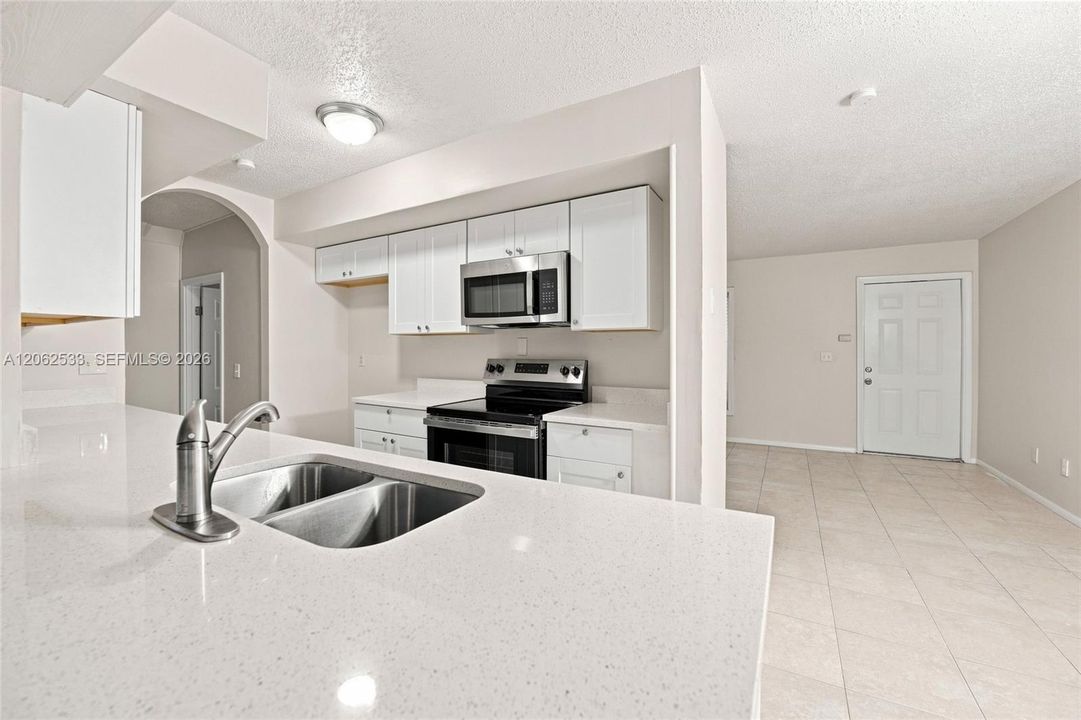 En Venta: $319,900 (3 camas, 2 baños, 1564 Pies cuadrados)