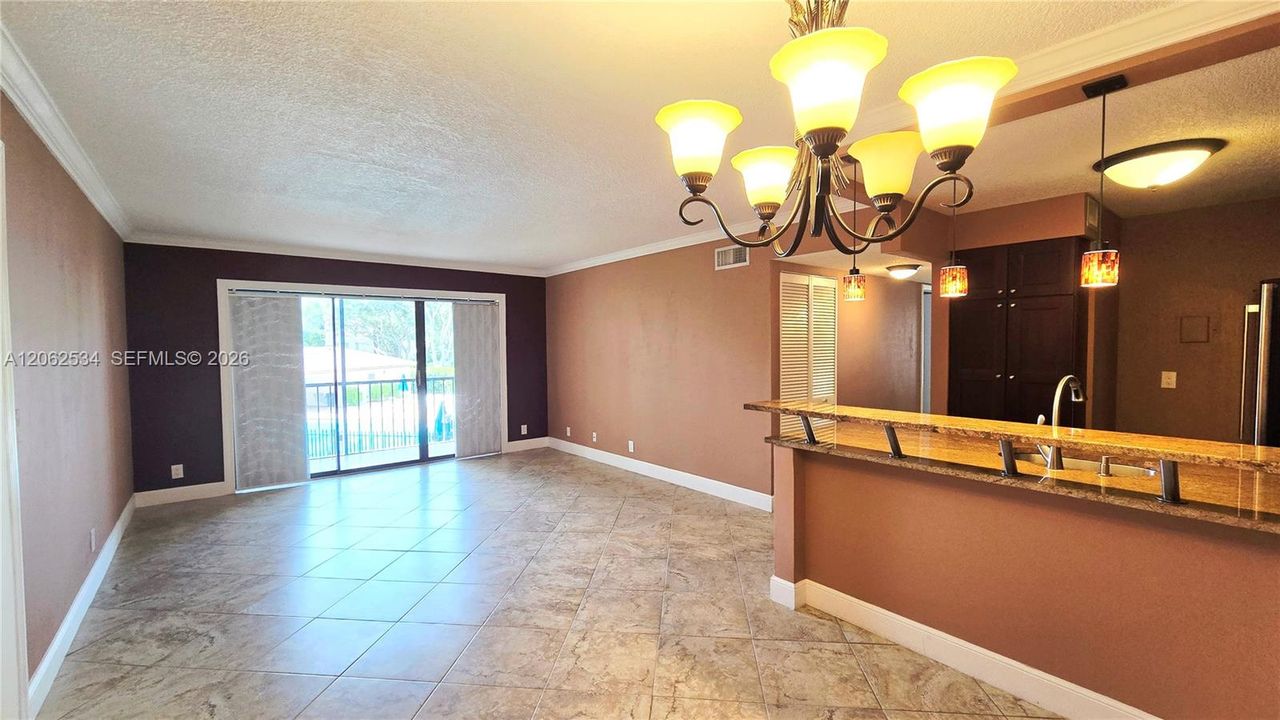 В аренду: $1,995 (2 спален, 2 ванн, 1005 Квадратных фут)