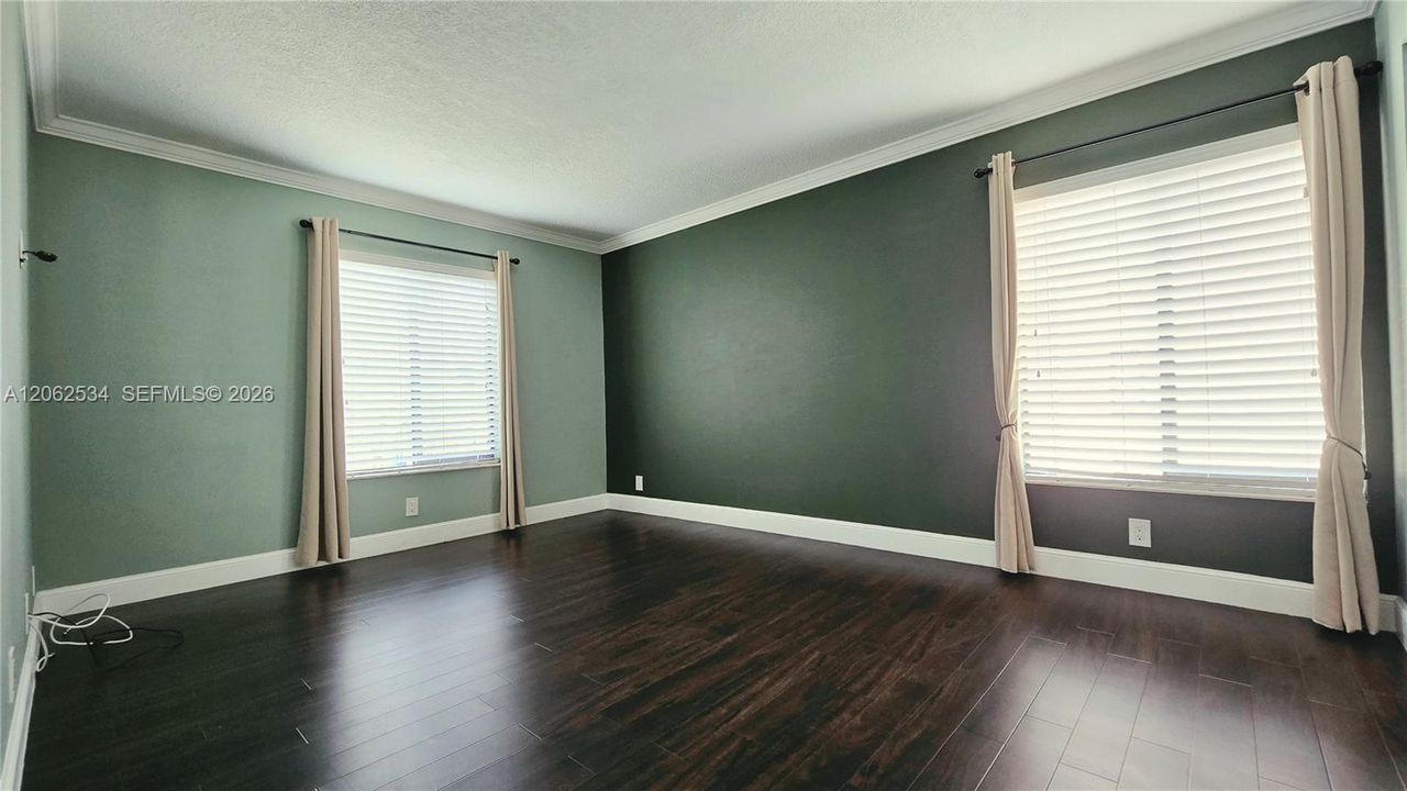 В аренду: $1,995 (2 спален, 2 ванн, 1005 Квадратных фут)