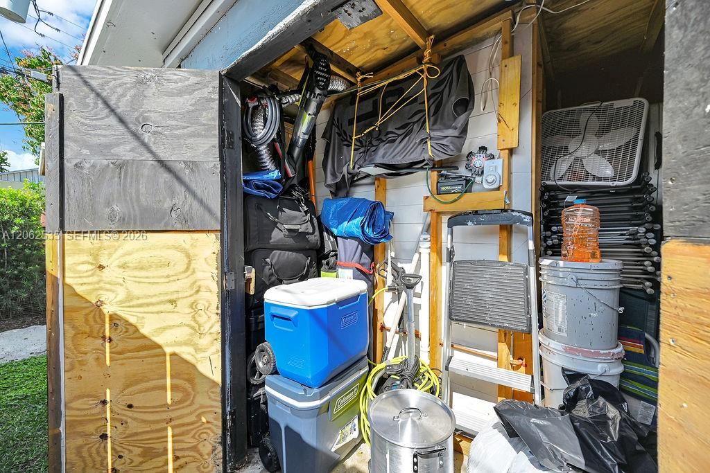В аренду: $4,000 (3 спален, 2 ванн, 1600 Квадратных фут)