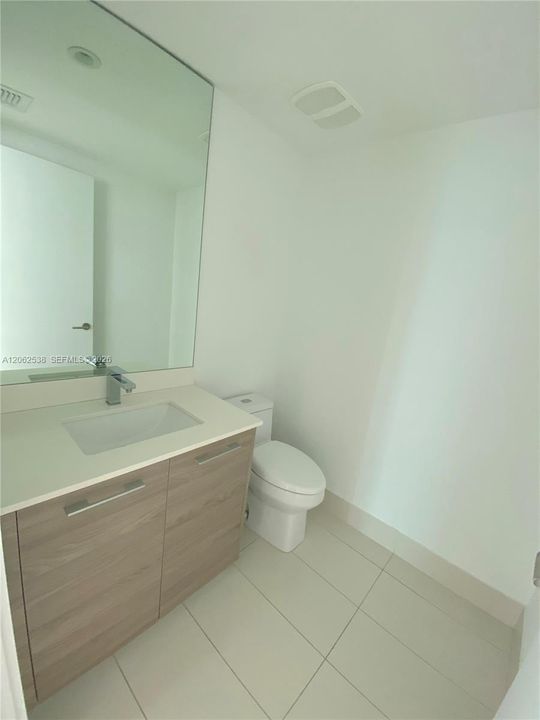 В аренду: $6,500 (3 спален, 2 ванн, 1281 Квадратных фут)