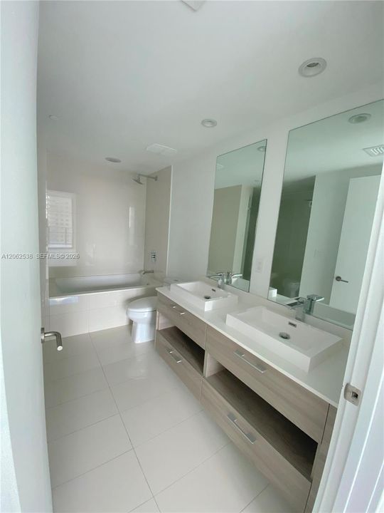 В аренду: $6,500 (3 спален, 2 ванн, 1281 Квадратных фут)