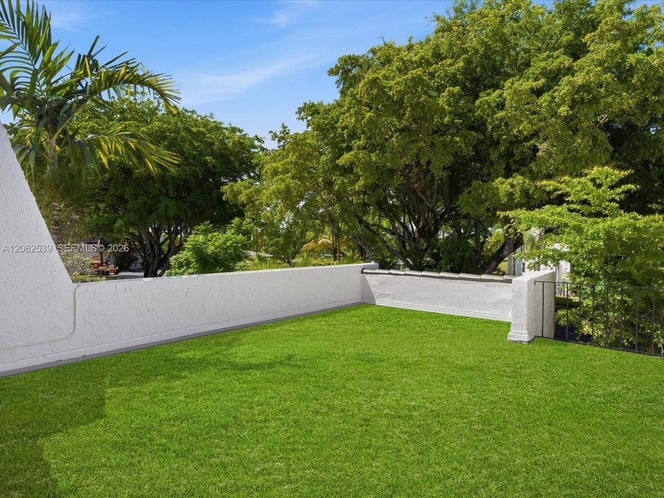 En Venta: $625,000 (2 camas, 2 baños, 1780 Pies cuadrados)