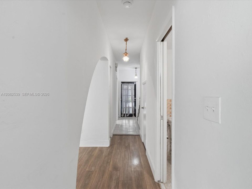 En Venta: $625,000 (2 camas, 2 baños, 1780 Pies cuadrados)