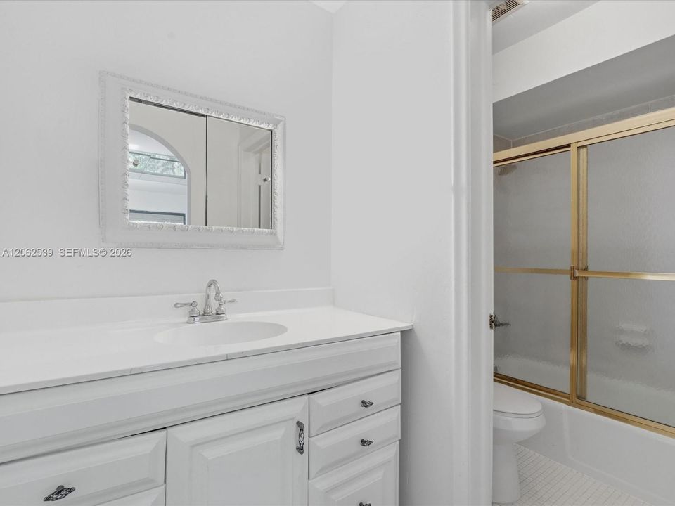 En Venta: $625,000 (2 camas, 2 baños, 1780 Pies cuadrados)