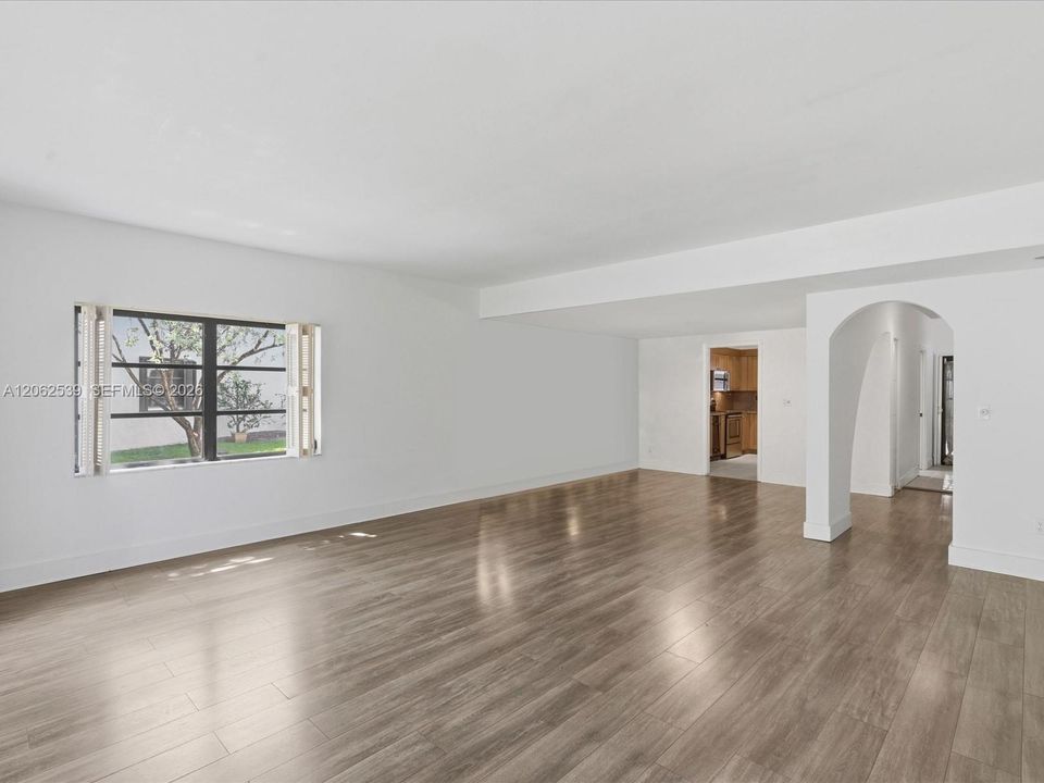 En Venta: $625,000 (2 camas, 2 baños, 1780 Pies cuadrados)