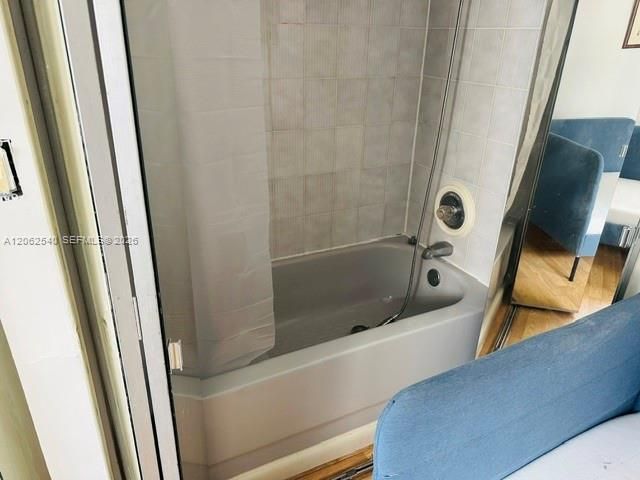 В аренду: $2,500 (2 спален, 2 ванн, 872 Квадратных фут)