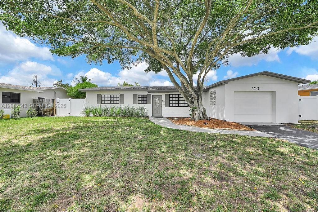 En Renta: $4,000 (3 camas, 2 baños, 1840 Pies cuadrados)
