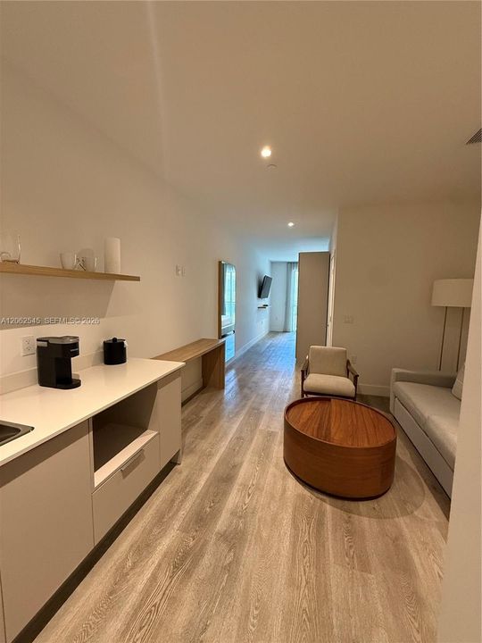 For Sale: $475,000 (0 beds, 1 baths, 418 Square Feet)