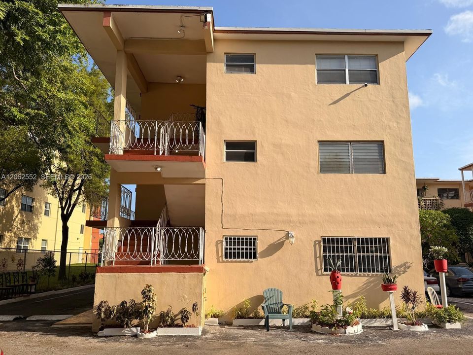 En Renta: $1,800 (2 camas, 1 baños, 619 Pies cuadrados)