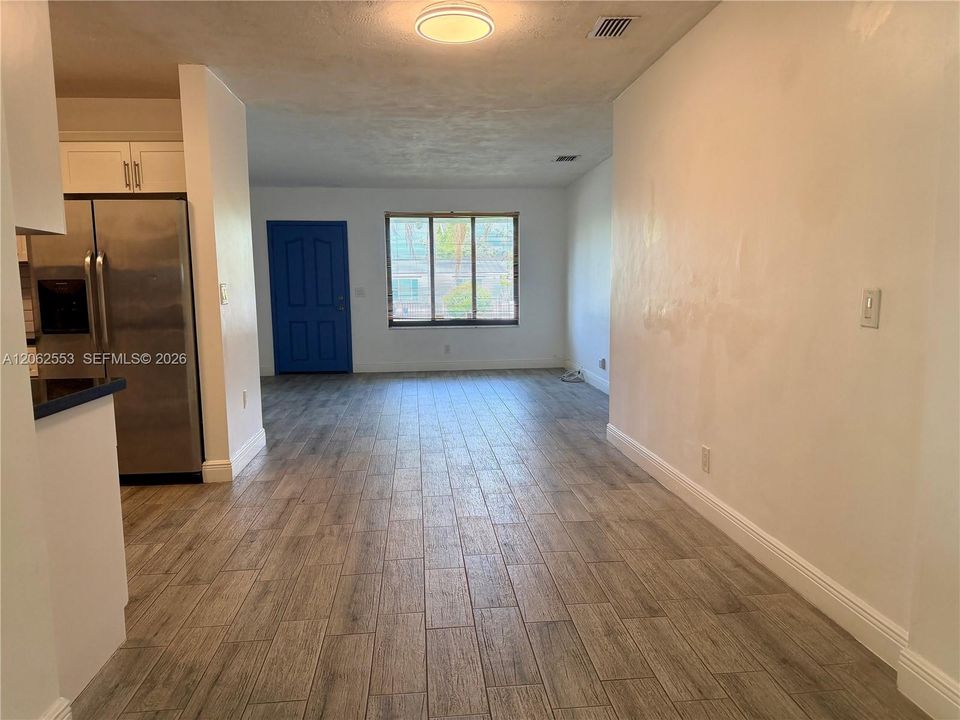 В аренду: $3,990 (4 спален, 2 ванн, 1734 Квадратных фут)