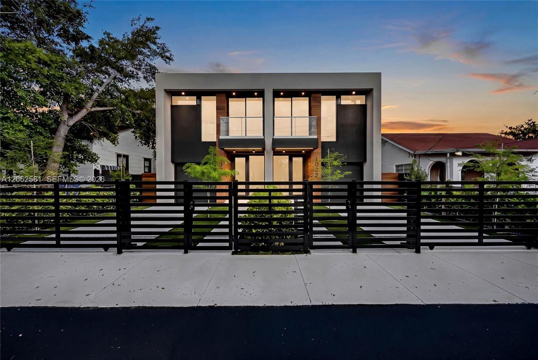 На продажу: $1,299,000 (3 спален, 3 ванн, 2013 Квадратных фут)