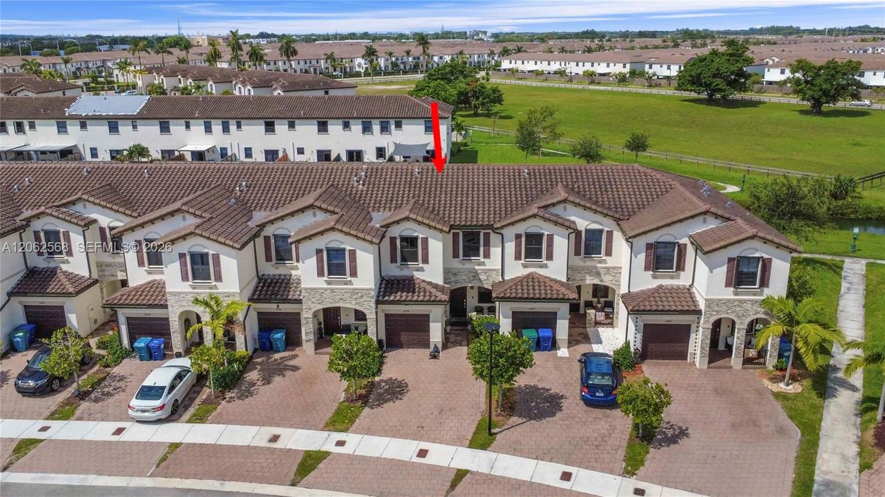 На продажу: $429,000 (3 спален, 2 ванн, 1441 Квадратных фут)
