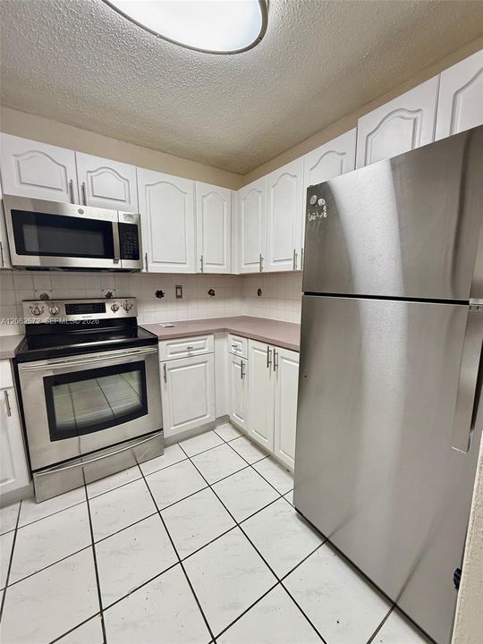 В аренду: $2,550 (3 спален, 2 ванн, 1203 Квадратных фут)