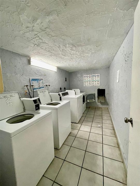 В аренду: $2,550 (3 спален, 2 ванн, 1203 Квадратных фут)