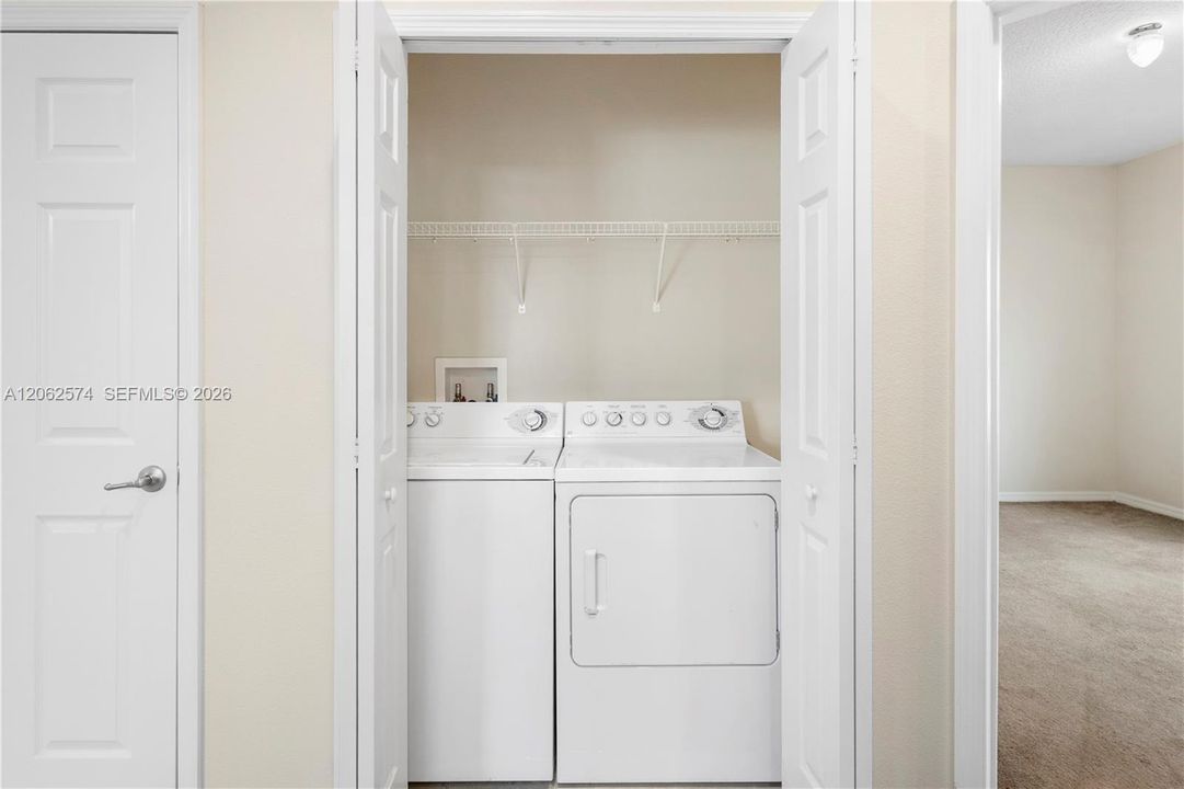 En Venta: $169,900 (2 camas, 2 baños, 1056 Pies cuadrados)