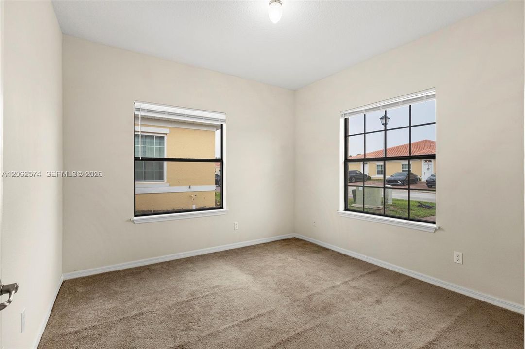 En Venta: $169,900 (2 camas, 2 baños, 1056 Pies cuadrados)