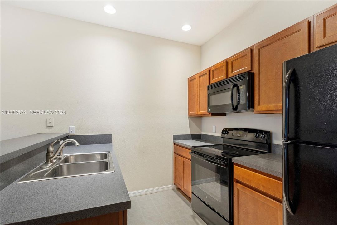 En Venta: $169,900 (2 camas, 2 baños, 1056 Pies cuadrados)