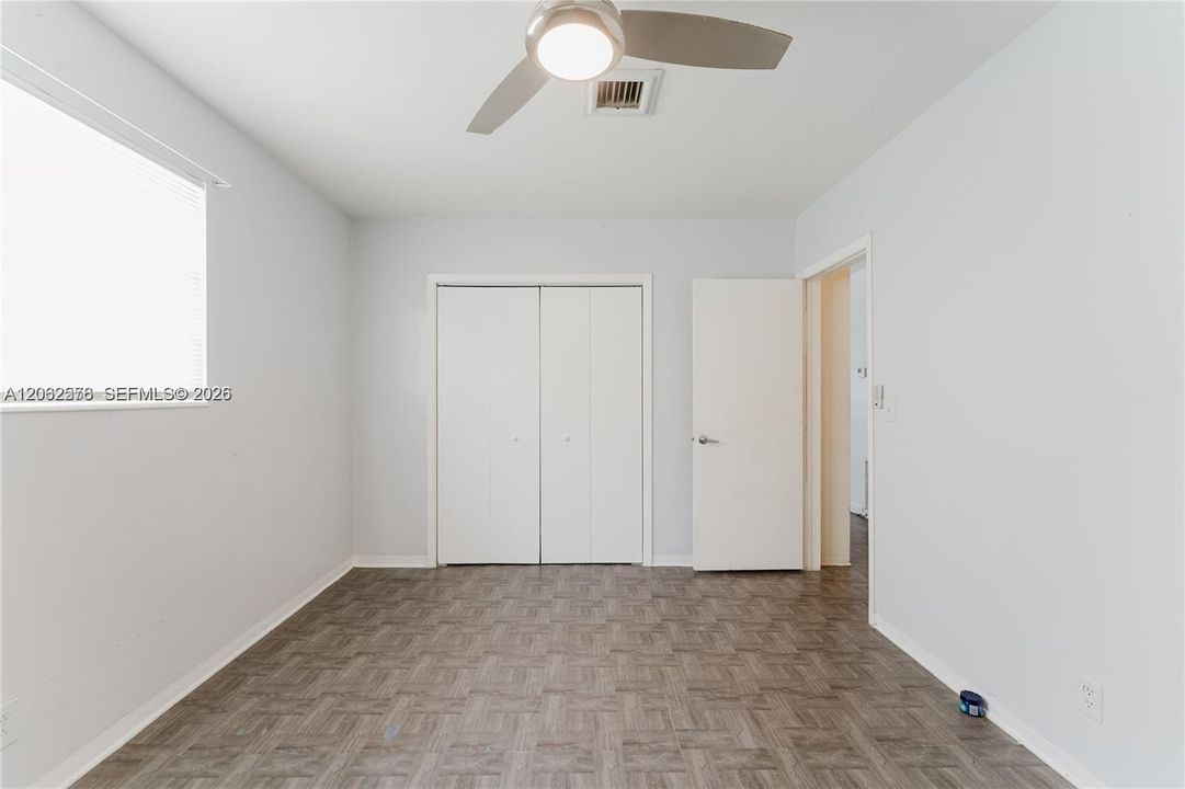В аренду: $2,200 (5 спален, 4 ванн, 2461 Квадратных фут)