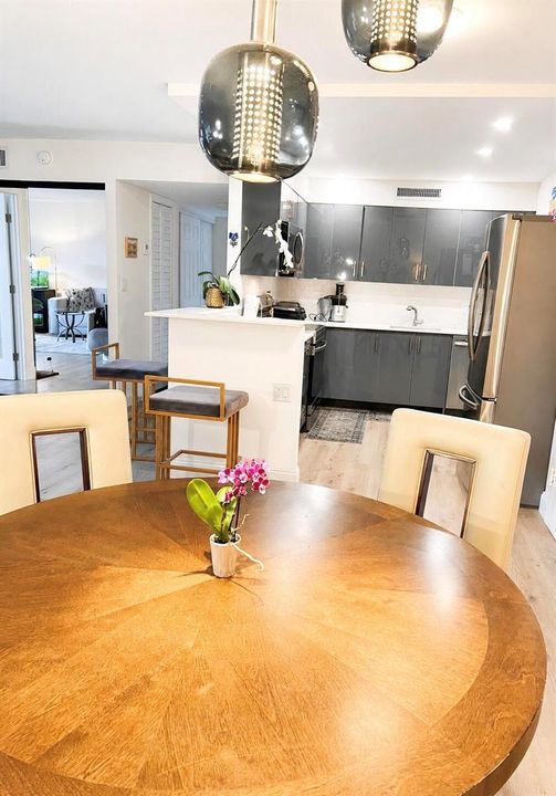 5-view kitchen