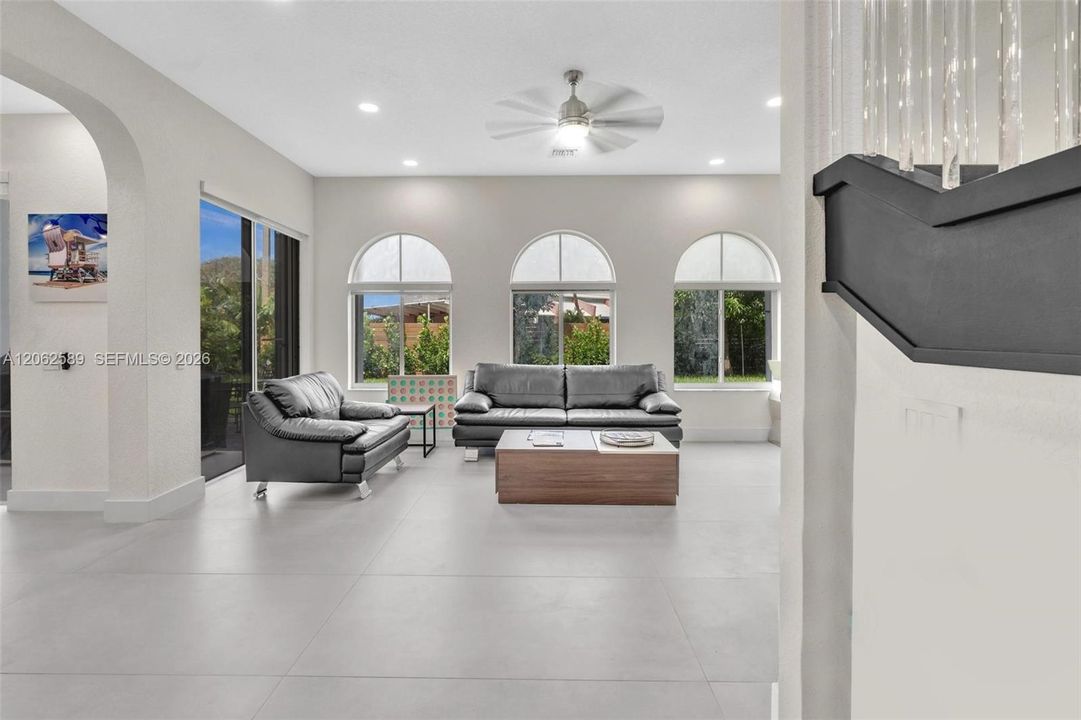 En Venta: $2,995,000 (4 camas, 4 baños, 3424 Pies cuadrados)