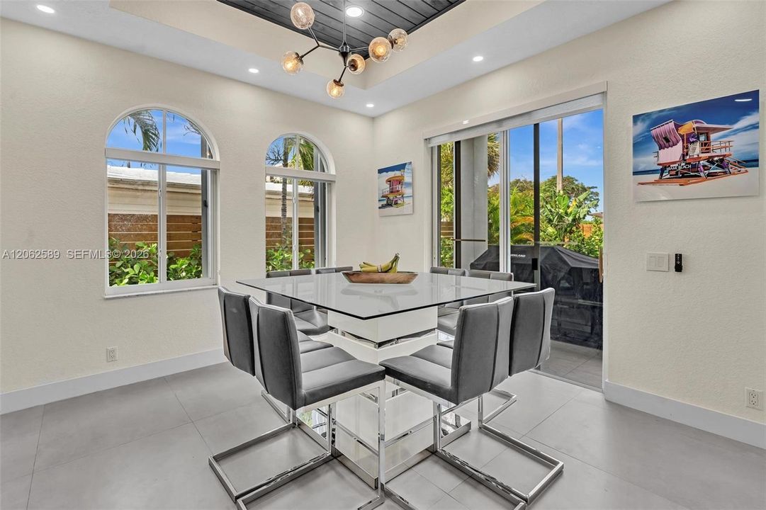 En Venta: $2,995,000 (4 camas, 4 baños, 3424 Pies cuadrados)