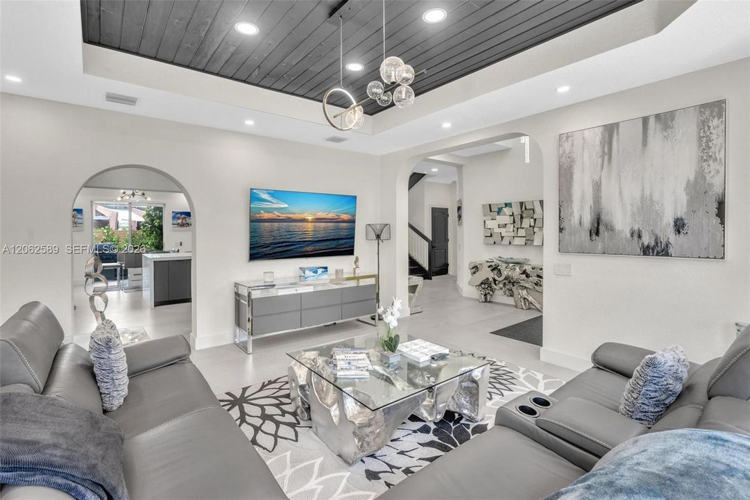 En Venta: $2,995,000 (4 camas, 4 baños, 3424 Pies cuadrados)