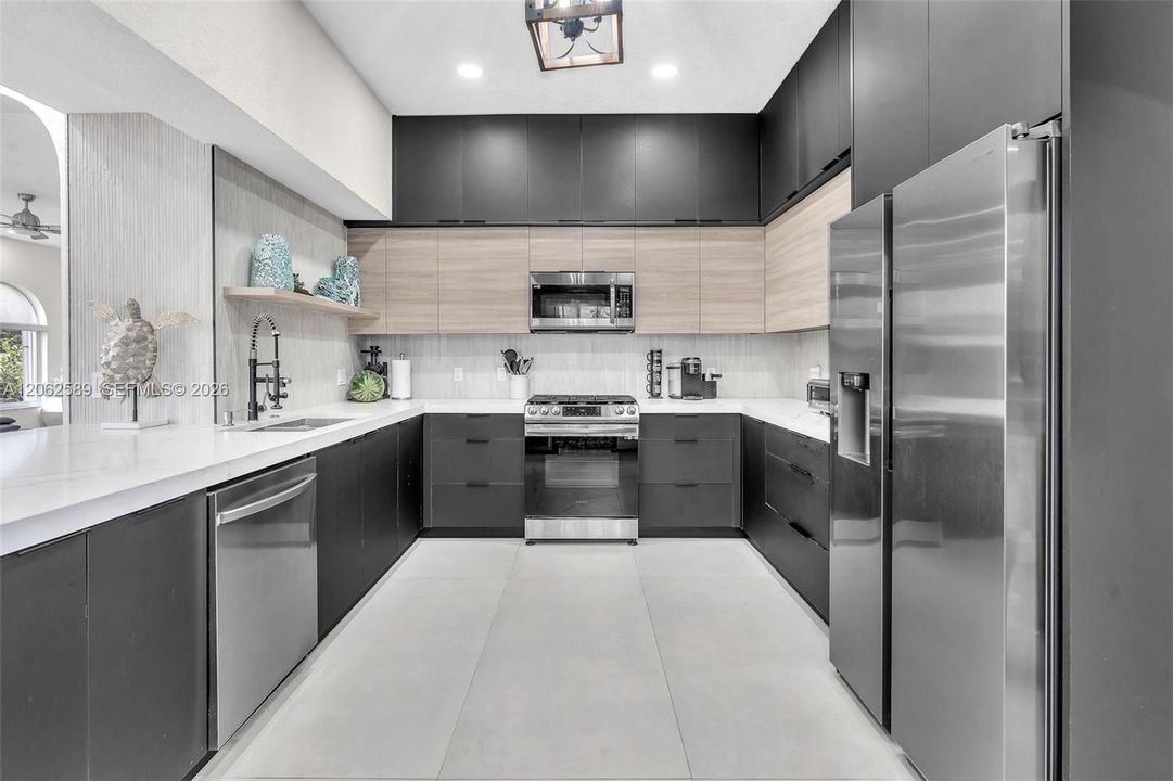En Venta: $2,995,000 (4 camas, 4 baños, 3424 Pies cuadrados)