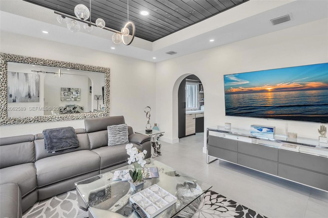 En Venta: $2,995,000 (4 camas, 4 baños, 3424 Pies cuadrados)