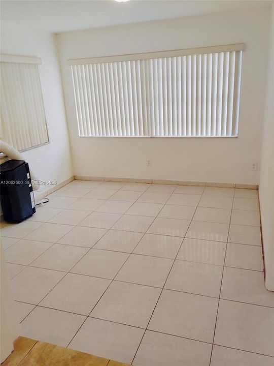 En Renta: $3,200 (4 camas, 2 baños, 2382 Pies cuadrados)