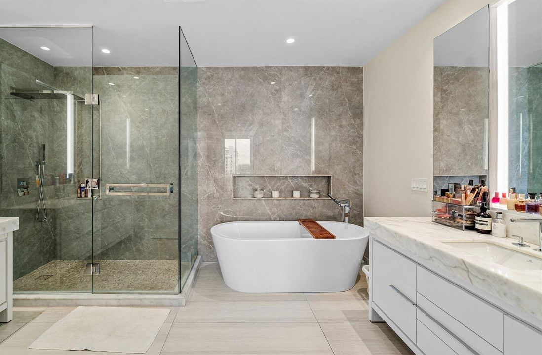026-200SoutheastMiznerBoulevard-810-Boca