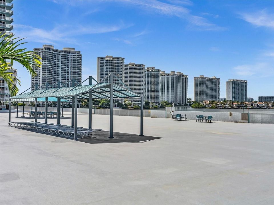 На продажу: $299,000 (1 спален, 1 ванн, 1104 Квадратных фут)